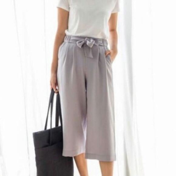 Lululemon Noir Cropped Wide Leg Pants - Picture 2 of 9